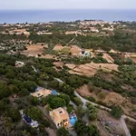 Zoe Villa Ratzaklíon