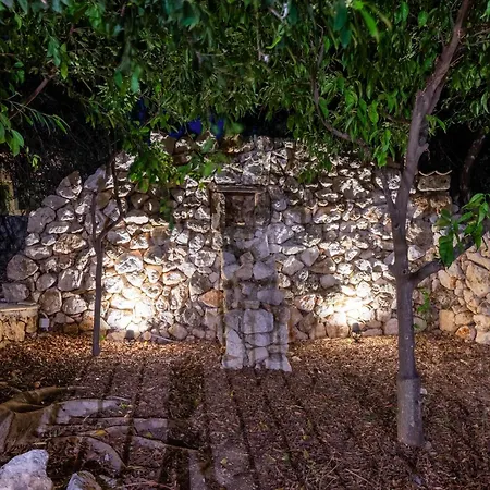 Zoe ヴィラ Ratzaklíon