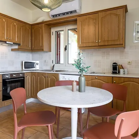 Villa Zoe *